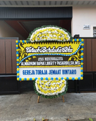 Papan Bunga Duka di Kaur Utara