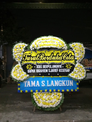 Papan Bunga Duka di Kaur Utara